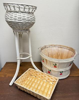 Sale Photo Thumbnail #372: In fair to good condition.