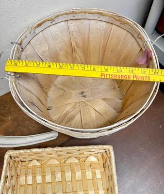 Sale Photo Thumbnail #374: In fair to good condition.