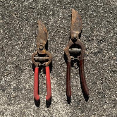 Hand Gardening Tools, Watering Cans & More (G-JS)