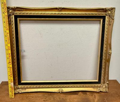 Sale Photo Thumbnail #384: Good condition, approx.