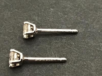 Tiffany And Co Genuine Solitaire Diamond Stud Earrings PT950. Tested Authentic