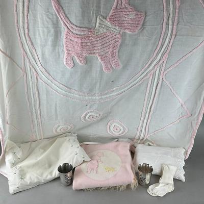 A906 Vintage Child's Bedding & Stainless Steel Cups