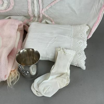 A906 Vintage Child's Bedding & Stainless Steel Cups