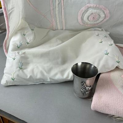 A906 Vintage Child's Bedding & Stainless Steel Cups