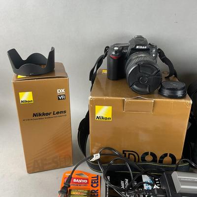 A911 Nikon D90 Camera With Travel Bag