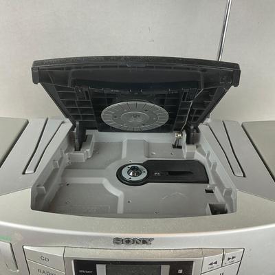 A933 Sony CFD-ZW755 Boombox