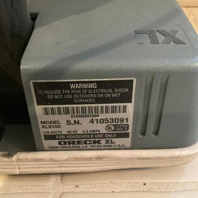 D934 Oreck Celoc Hypo-Allergenic Filter System Vacuum Cleaner