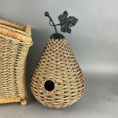 G936 Rattan & Seagrass Basket Birdhouse Lot