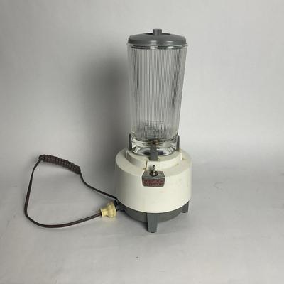 G939 Waring Blender Model No. PB5