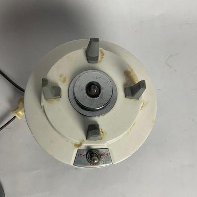 G939 Waring Blender Model No. PB5