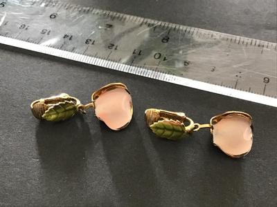 Vintage Enamel Flower Clip on Earrings