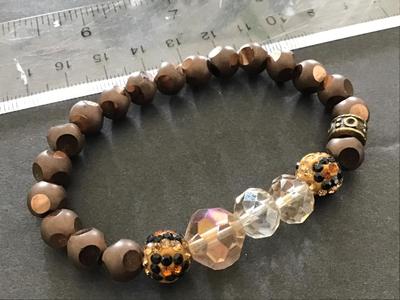 Super cute Stone/ Glass Bracelet