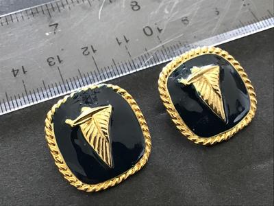 Vintage Clip on Earrings