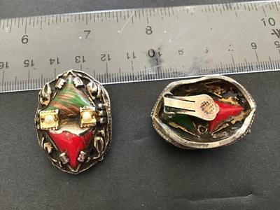 Vintage Large Stone clip on Earrings