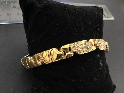 Heart Rhinestone Bracelet Gold Tone