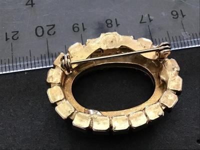 Gorgeous Vintage Brooch