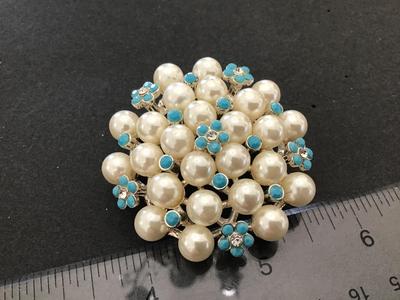 Super cute Turquoise Faux Pearl Brooch
