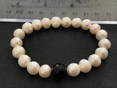 Pearl Bracelet. Nice