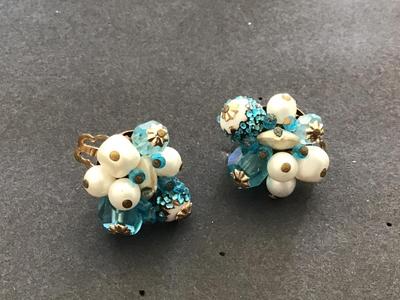 Vintage Japan Clip on Earrings