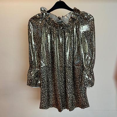 M884 Two WYSE Blouses