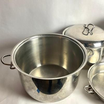 G941 Karen Di Zani Set Of Stainless Steel Pots & Pans