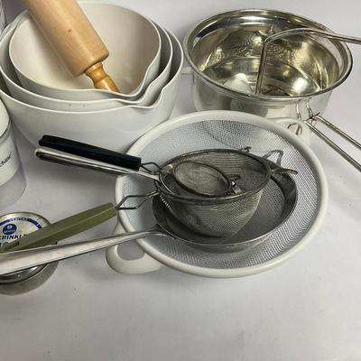 G942 Large Baking Lot