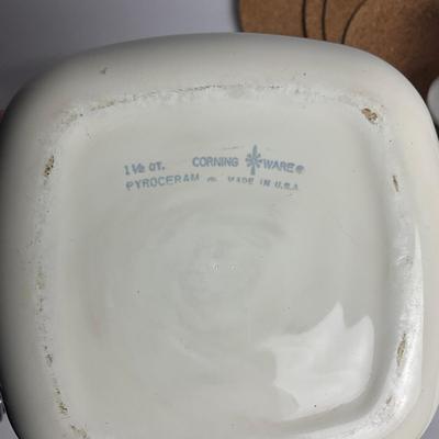 G944 Corning Ware Lot With Cork Hot Trays