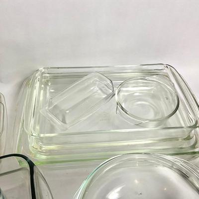 G955 Large Lot Of Glass Pyrex Baking/Kitchenware