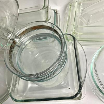 G955 Large Lot Of Glass Pyrex Baking/Kitchenware