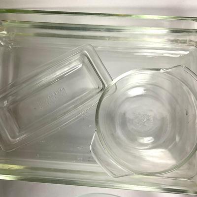 G955 Large Lot Of Glass Pyrex Baking/Kitchenware