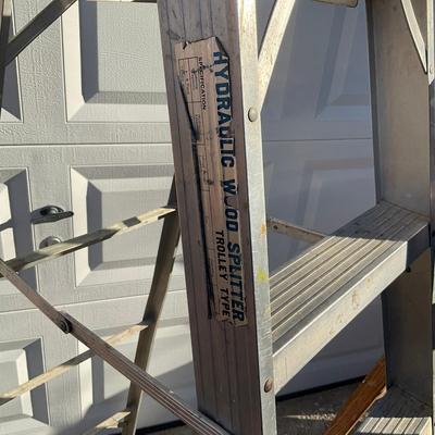 G965 Two Wooden Ladders With Aluminum Ladder