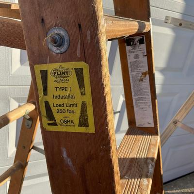 G965 Two Wooden Ladders With Aluminum Ladder