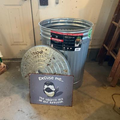 G969 31 Gallon Galvanized Utility Can With Bird Feeder Inside Feed Scooper.