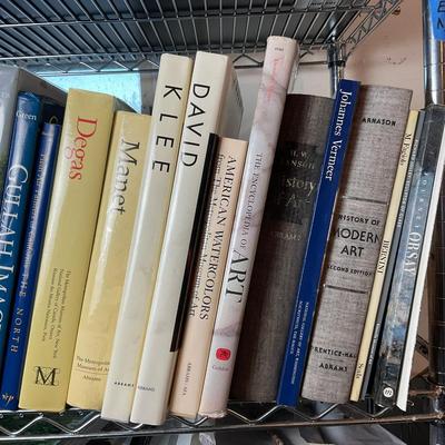 G976 Artist Coffee Table Books