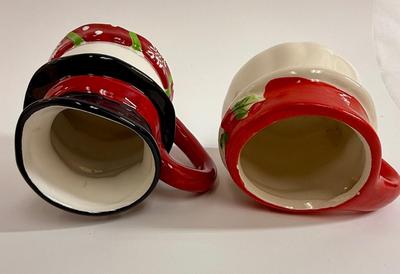 Sale Photo Thumbnail #242: In good preowned condition. Rims look like they might be chipped, but the spots are under glaze and that was how they were painted.