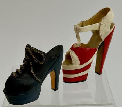 Sale Photo Thumbnail #252: In good condition.