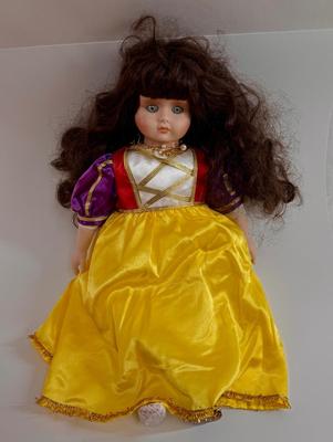 Sale Photo Thumbnail #287: In fair condition - missing one shoe and her hair is messy.