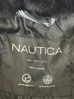 Sale Photo Thumbnail #62: Like-new condition. Fur-lined collar. No hood.