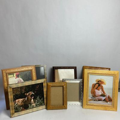 G981 Large Lot Of Miscellaneous Frames