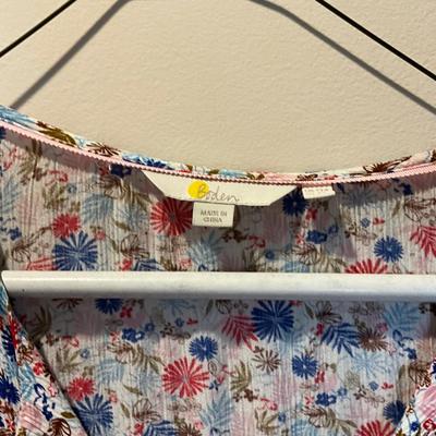 M886 Large Lot of Ladies Dresses