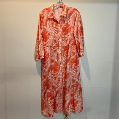 M886 Large Lot of Ladies Dresses