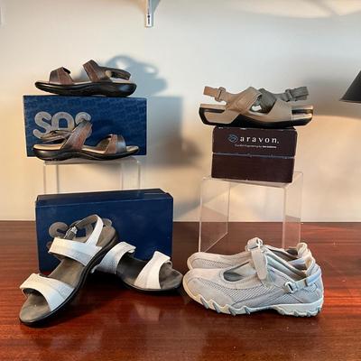 M889 Four Pairs of Ladies Shoes SAS, ARAVON, MEPHISTO