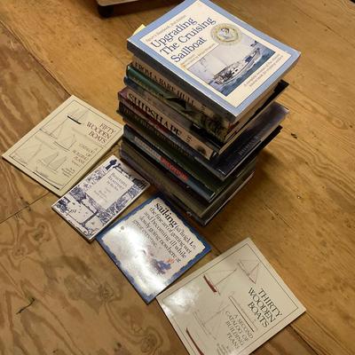 Z992 Lot Of Sailing, Chris-Craft, Seamanship Nautical Books Lot