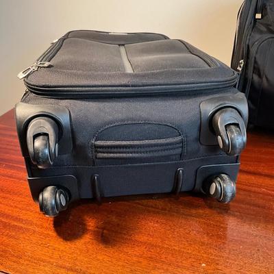 M894 Two piece Black Samsonite Luggage Set