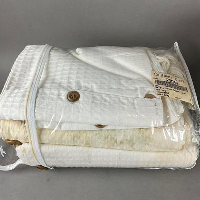 M1053 New Wamsutta King White Sheet Set & Coldwater Creek King Duvet Set