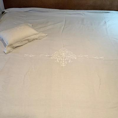 A1054 King Gray Linen Duvet by POMPOM at Home Hilde Levighat