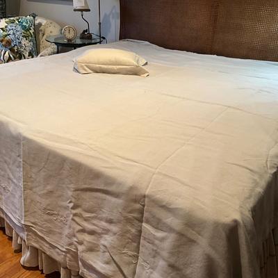 A1054 King Gray Linen Duvet by POMPOM at Home Hilde Levighat