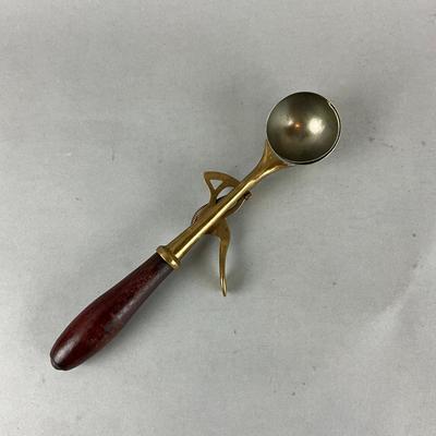 K1066 Antique 1930s Brass Ice Cream Scoop With Wooden Handle