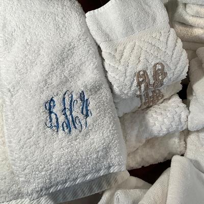 1025 White of Misc. White Towels