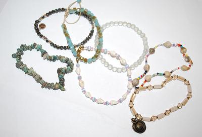 Collection of 7 Elastic Multi-Color BRACELETS (2¼" -2¾" Opening) & Assorted Clasps